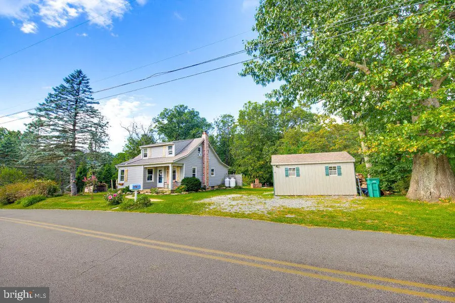 801 Old Commons Rd, Windsor, PA 17366 - #3