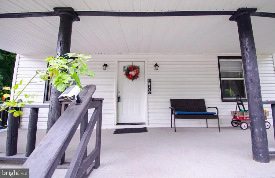 25 Creek Bottom Rd, Manchester, PA 17345 - #3