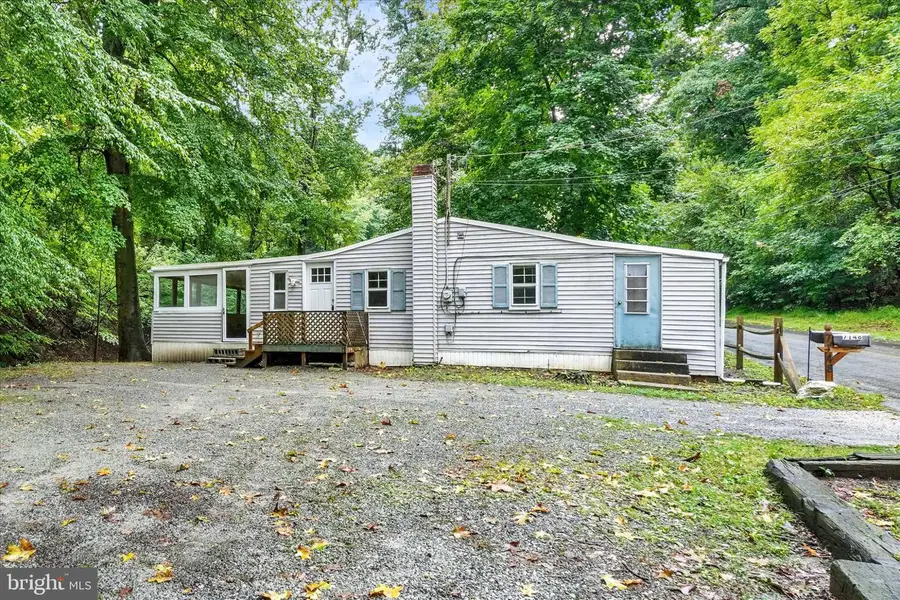 7148 Dark Hollow Rd, Wrightsville, PA 17368 - #2