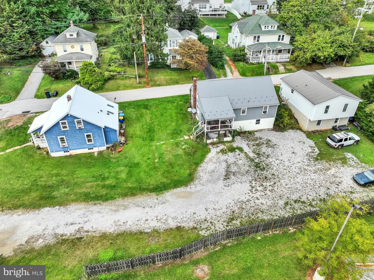 17 N Hill St, Stewartstown, PA 17363 - #1