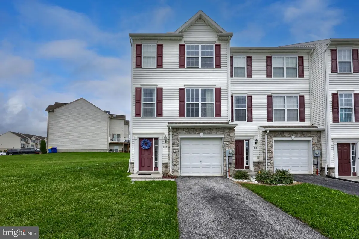 370 Mesa Ln, York, PA 17408 - #1