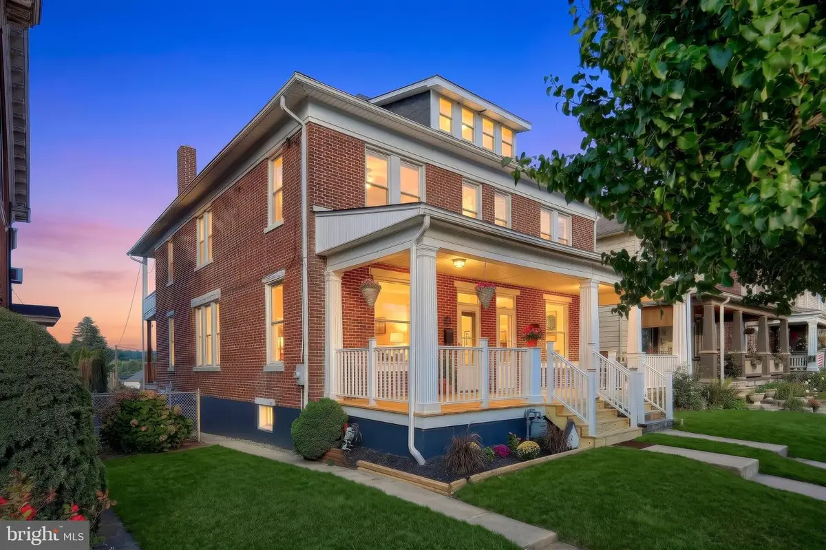 749 W Broadway, Red Lion, PA 17356 - #1