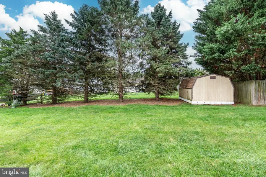 416 Springbrook Ct, Hanover, PA 17331 - #2