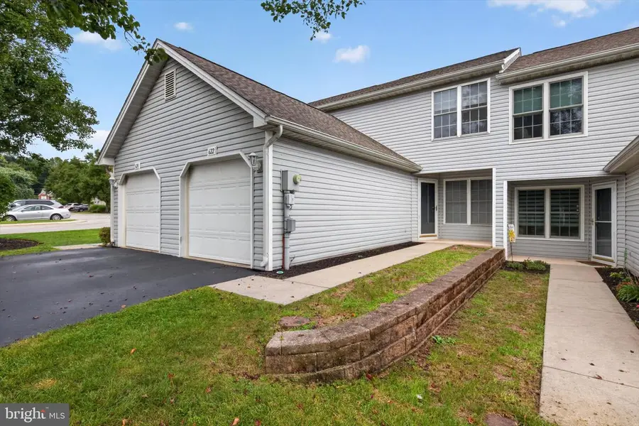 622 Mallard Dr #10b, Etters, PA 17319 - #2