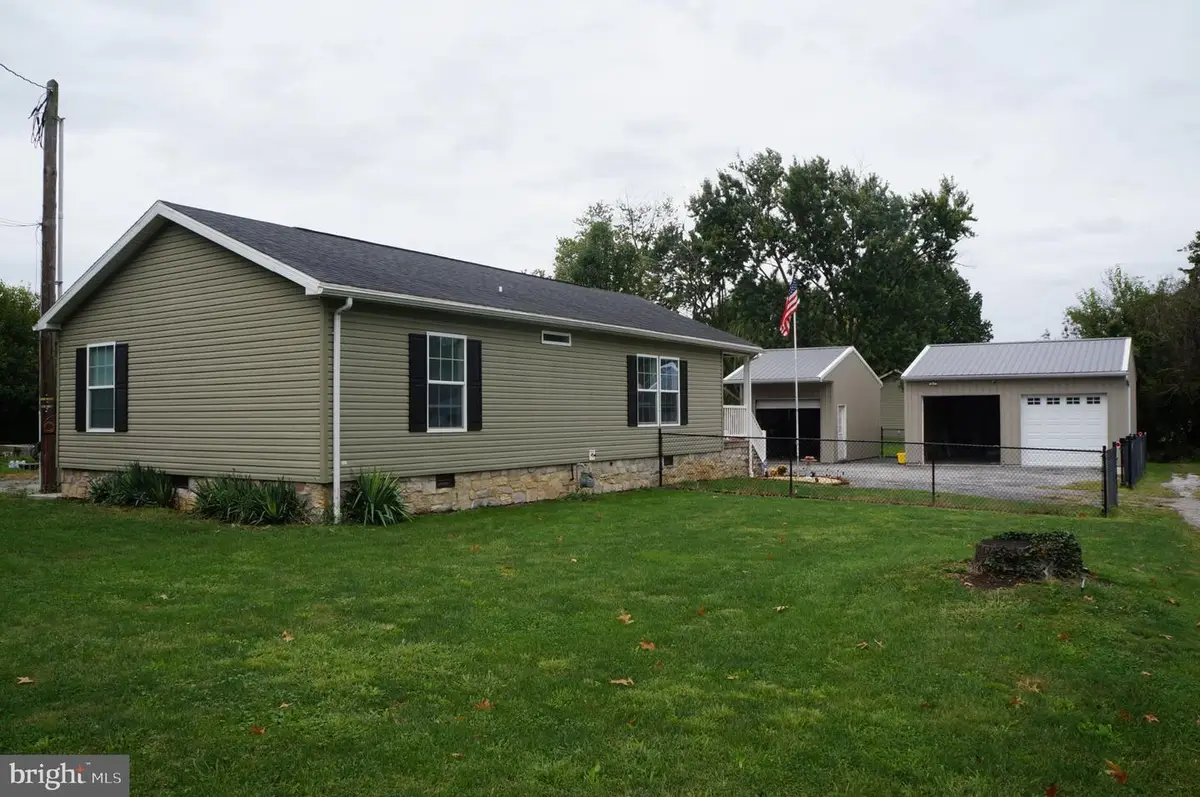 201 Oliver St, Hanover, PA 17331 - #1
