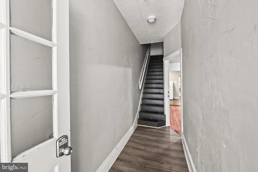 311 W Jackson St, York, PA 17401 - #3