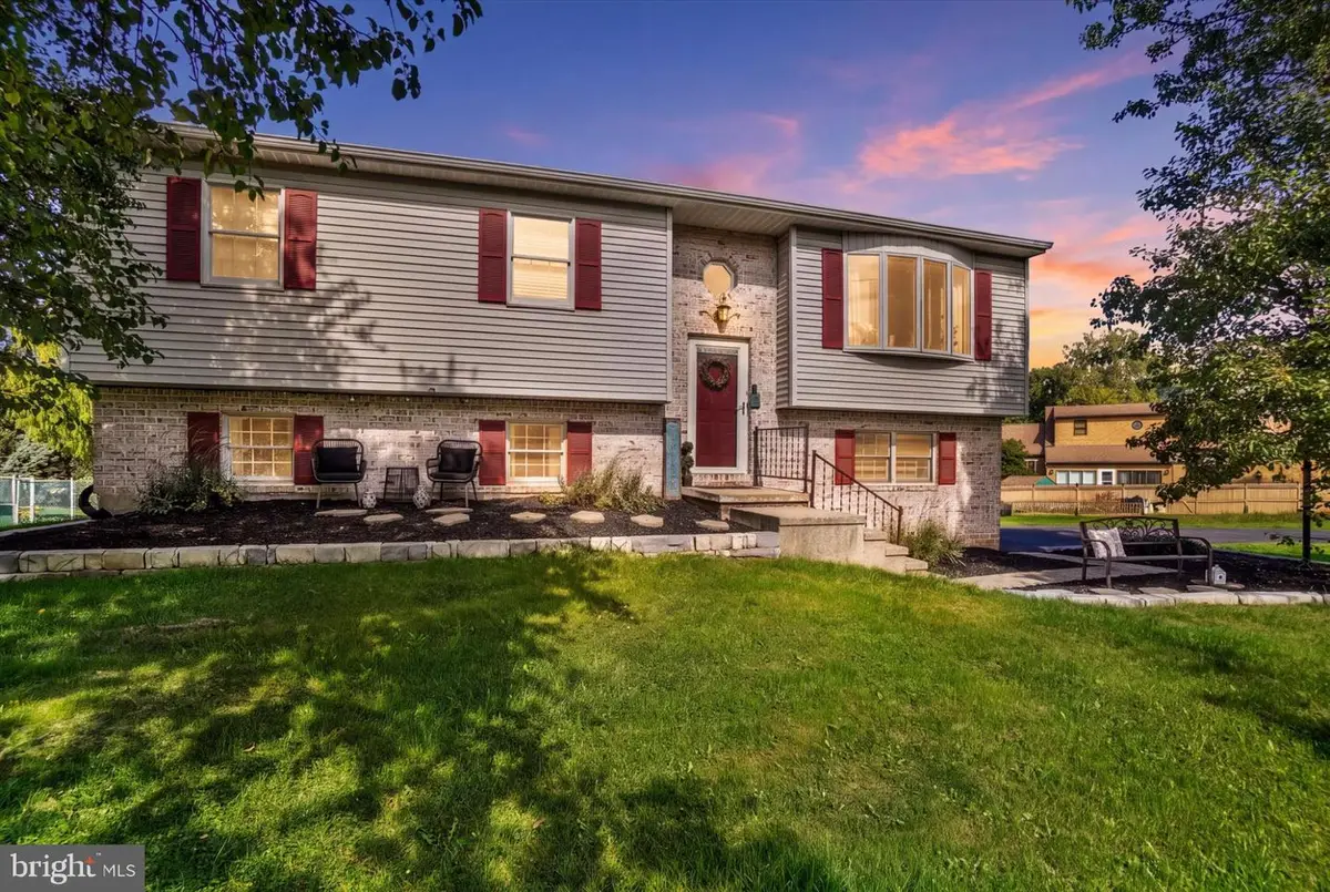 2431 Onyx Rd, York, PA 17408 - #1