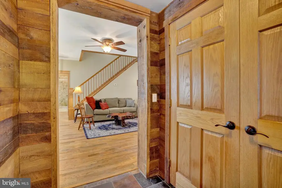 2537 Seitzland Rd, Glen Rock, PA 17327 - #3