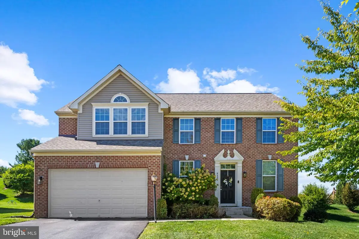 8608 Diamond Run Ct, Seven Valleys, PA 17360 - #1