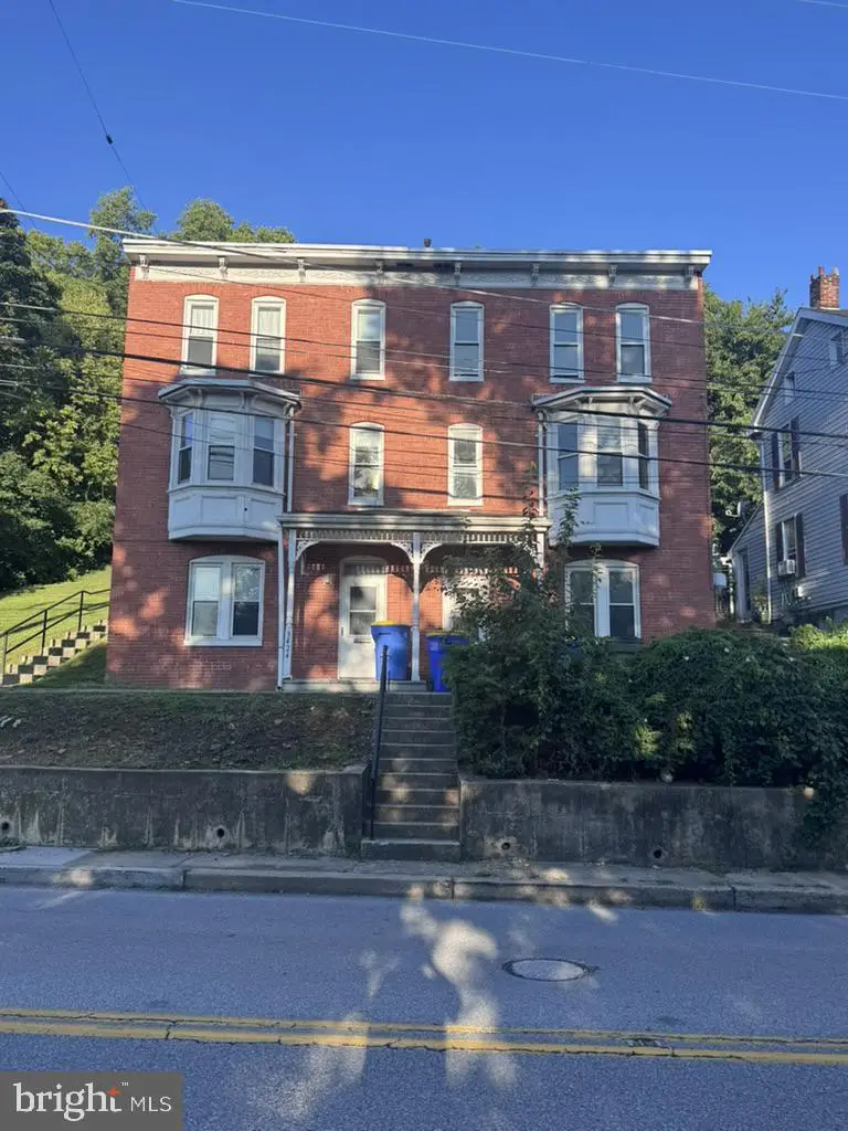 3424-3426 N George St, Emigsville, PA 17318 - #1