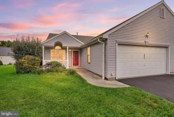 2845 Tonys Dr, YORK, PA 17408