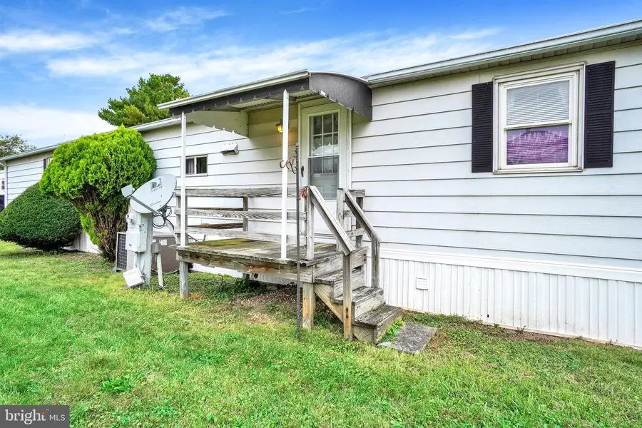 137 Carbridge Rd W, Stewartstown, PA 17363 - #3