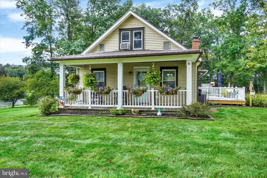 1015 Manor Rd, Windsor, PA 17366 - #2