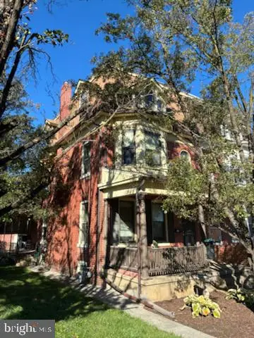 564 Lancaster Ave, York, PA 17403 - #3