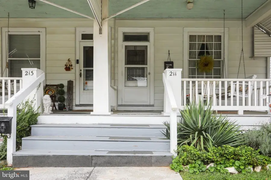 211 W High St, Red Lion, PA 17356 - #3