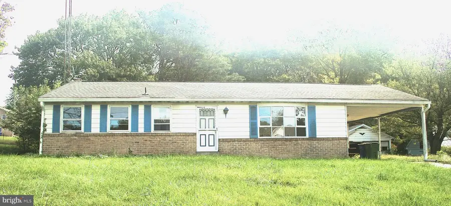 477 Pumping Station Rd, Hanover, PA 17331 - #2