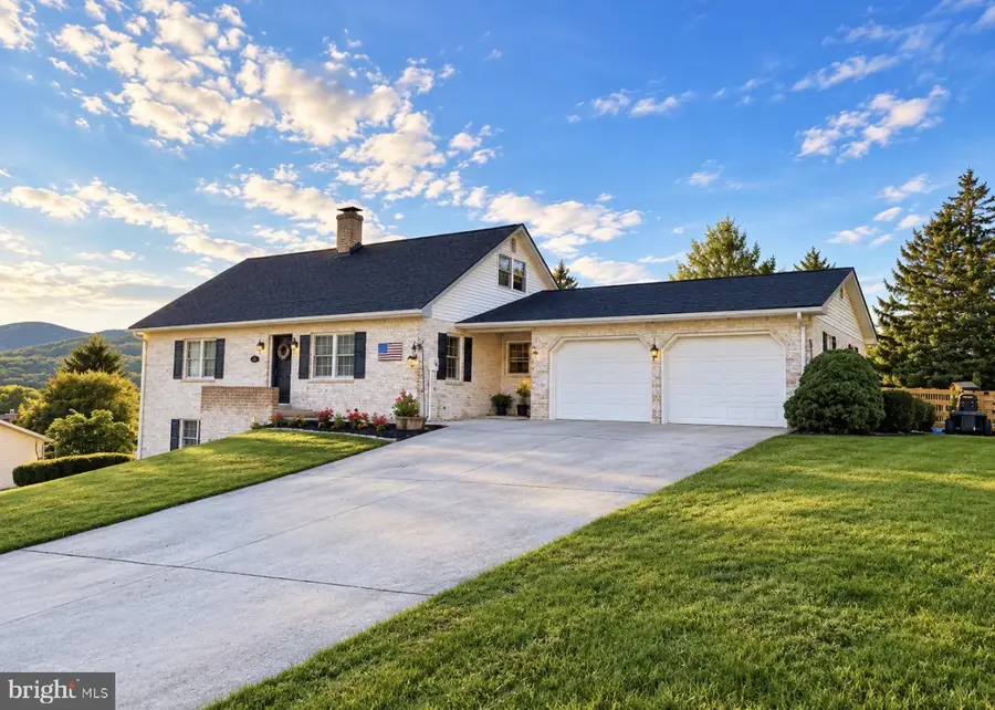 37 Impala Dr, Dillsburg, PA 17019 - #2