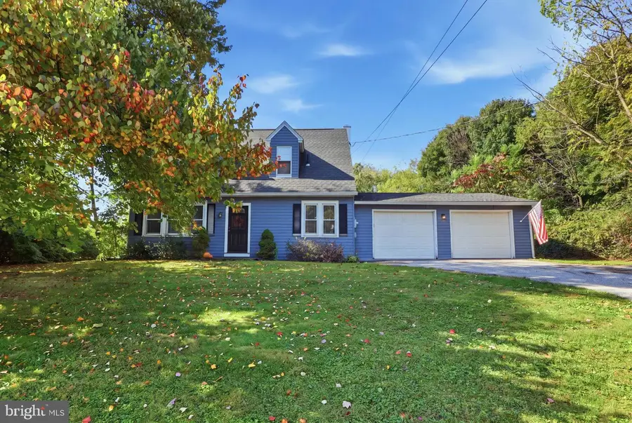 15284 Barrens Rd N, Stewartstown, PA 17363 - #2
