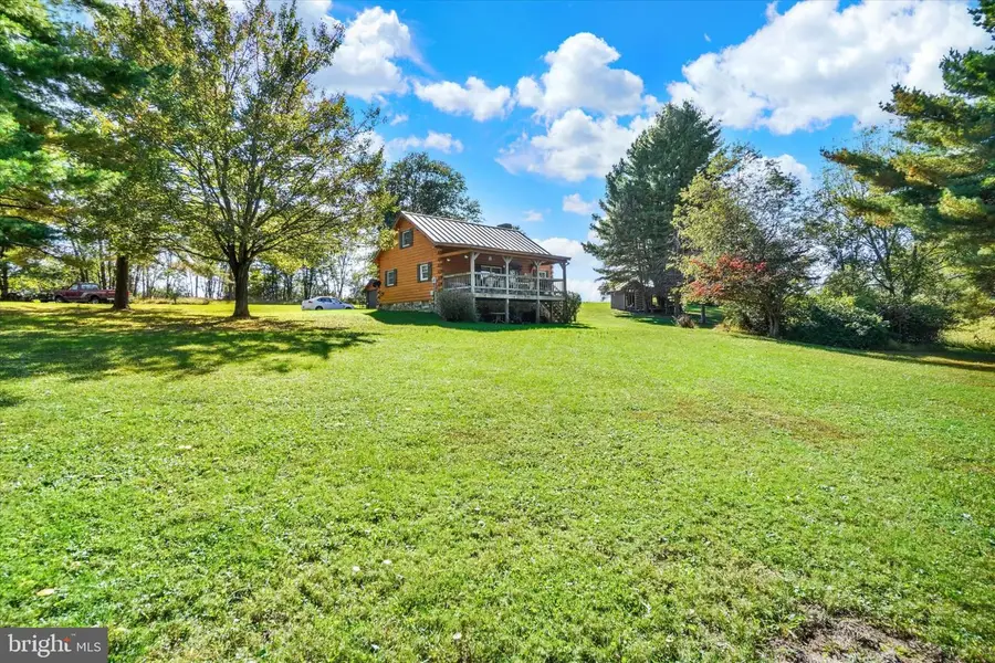 128 South St, Seven Valleys, PA 17360 - #2