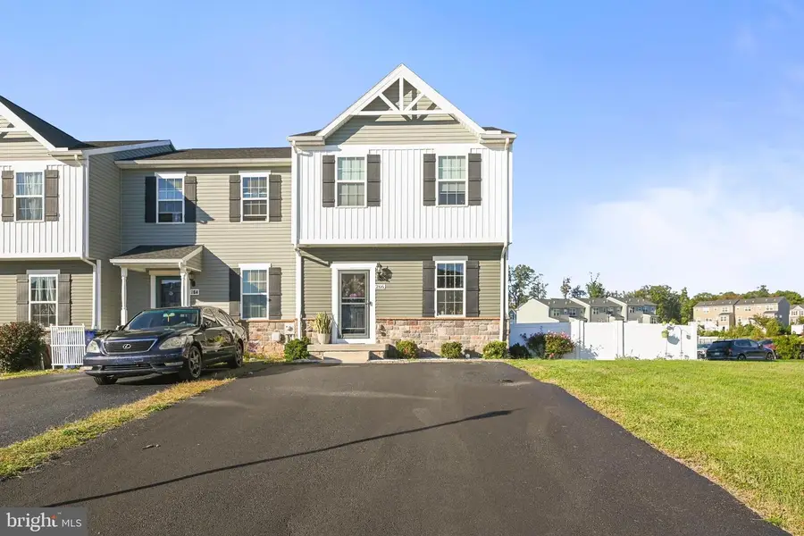 266 Homestead Dr, Hanover, PA 17331 - #2