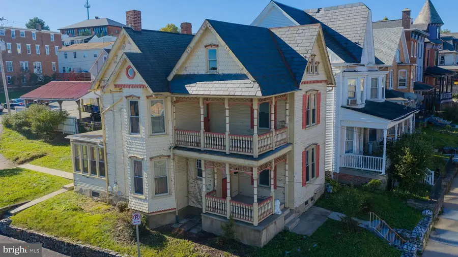 22 W Broadway, Red Lion, PA 17356 - #2