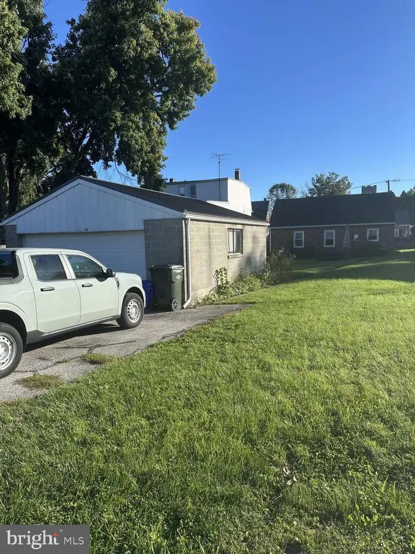 115 W Maple St, Dallastown, PA 17313 - #3