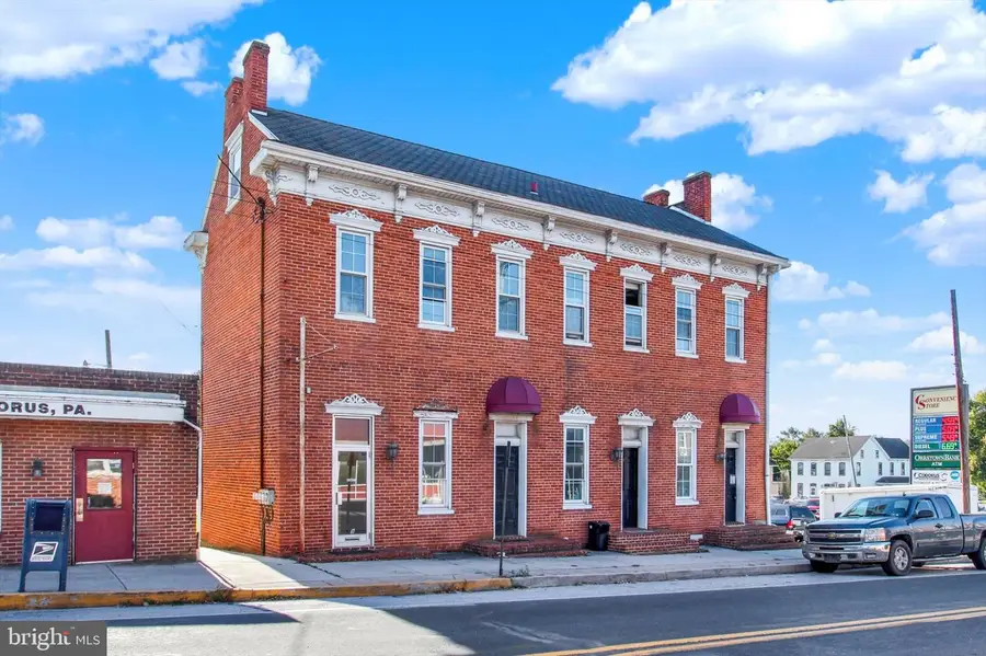 9 Baltimore St, Spring Grove, PA 17362 - #2