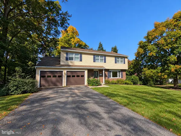6484 Oakwood Ct, YORK, PA 17407