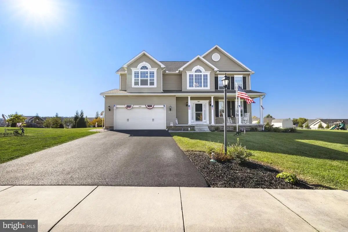 1105 Pearl Dr, Hanover, PA 17331 - #1