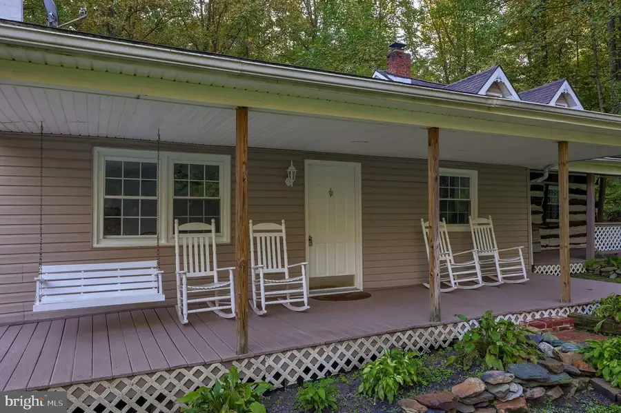 439 Rocky Ridge Rd, Spring Grove, PA 17362 - #3