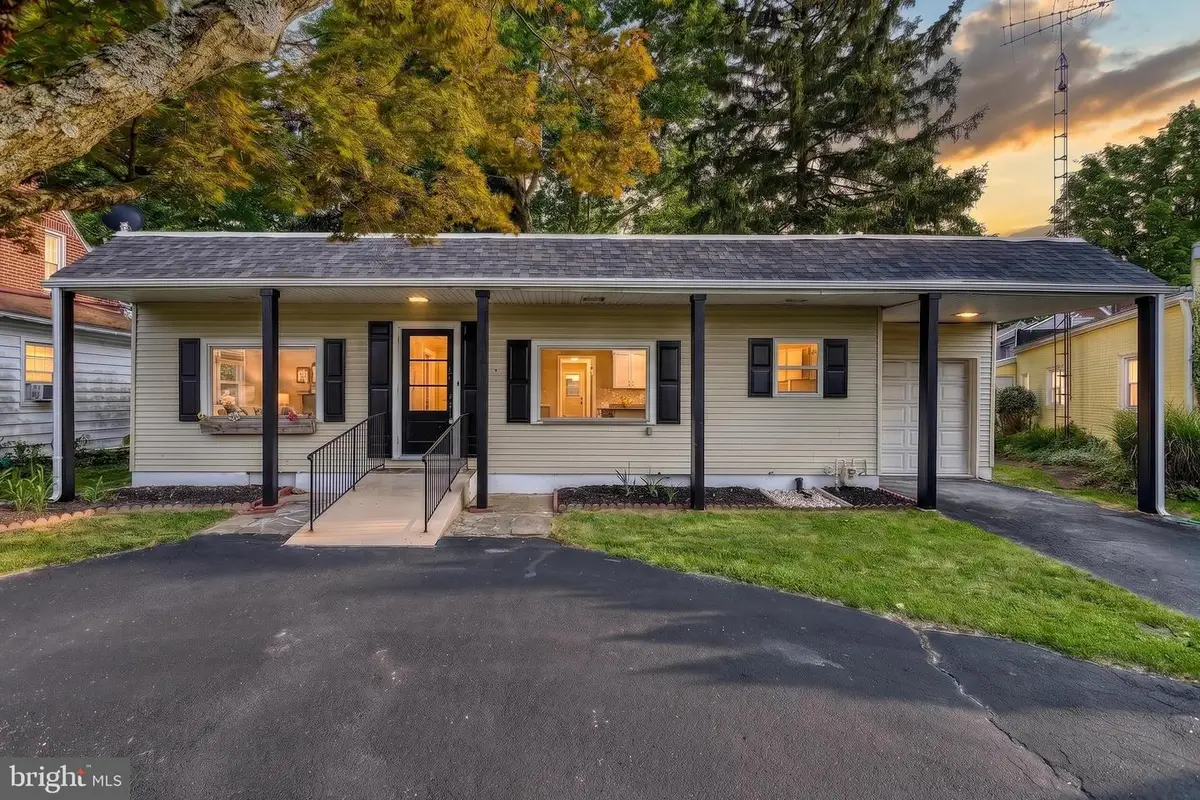 1910 S Queen St, York, PA 17403 - #1
