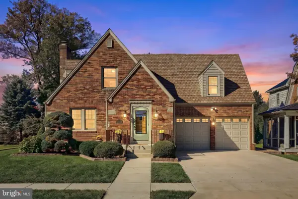 30 S Rockburn St, YORK, PA 17402