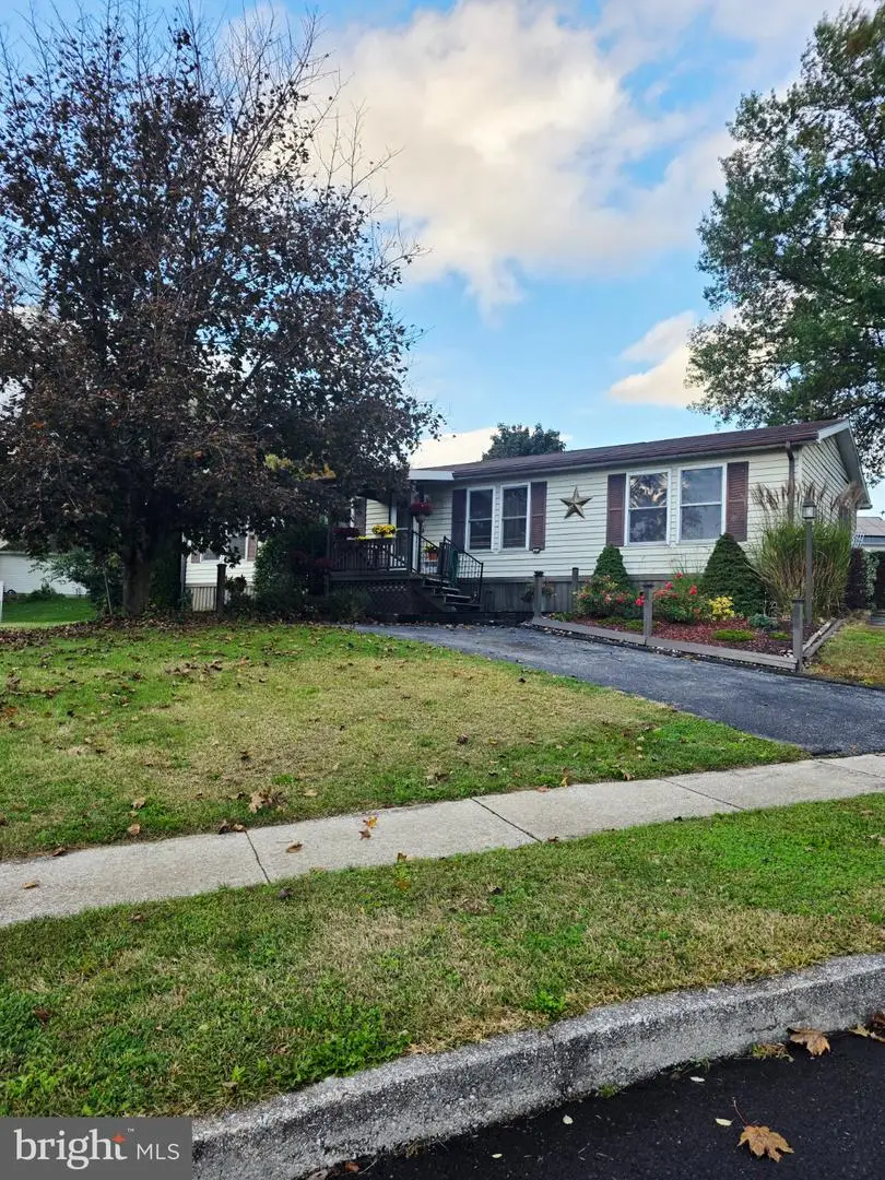122 Cherry Ln, Dillsburg, PA 17019 - #1