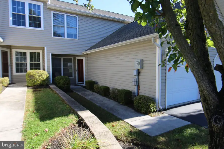 660 Mallard Dr, Etters, PA 17319 - #3