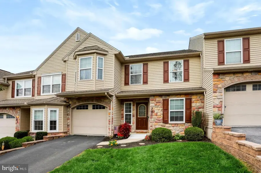 327 Weatherstone Dr, New Cumberland, PA 17070 - #3