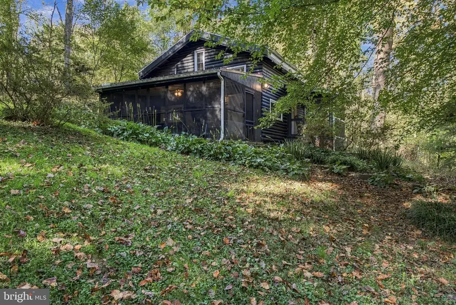 466 Bank Hill Rd, Wrightsville, PA 17368 - #2