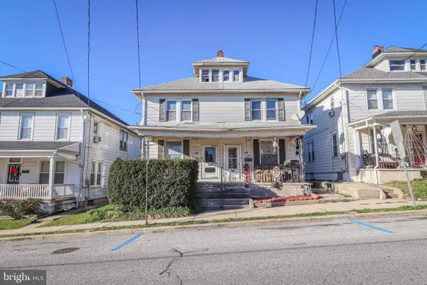 241 W High St, RED LION, PA 17356