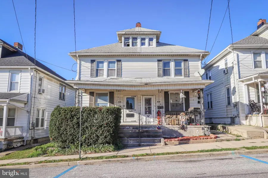 241 W High St, Red Lion, PA 17356 - #2