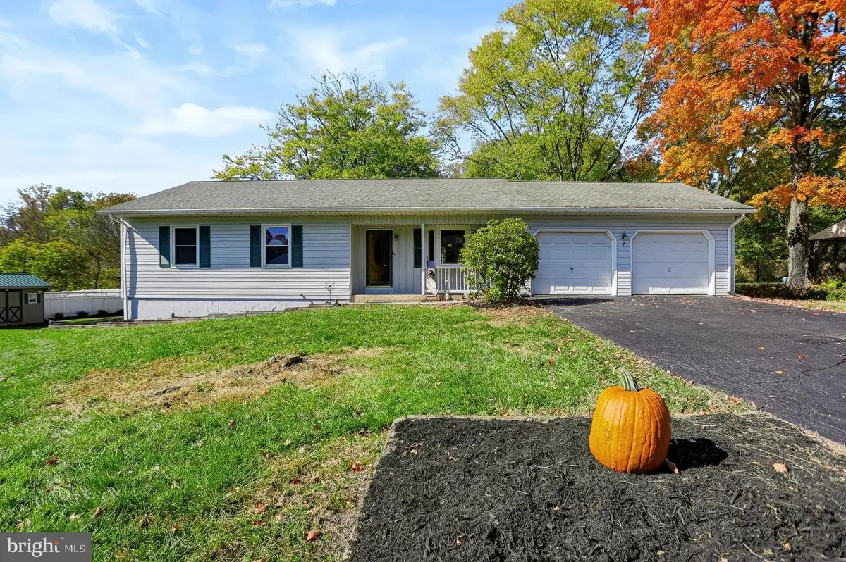 7 Autumn Dr, Dillsburg, PA 17019 - #1
