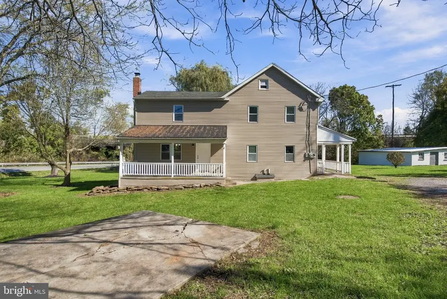 745 E Tolna Rd, Shrewsbury, PA 17361 - #3