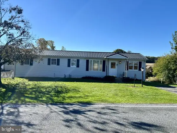 9456 Blue Ball Rd, STEWARTSTOWN, PA 17363