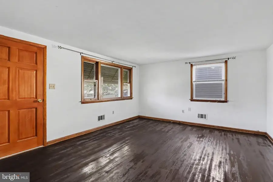 31 Mumma Ave, Hanover, PA 17331 - #3