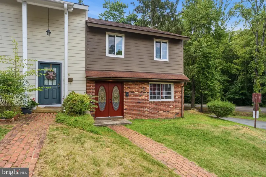 5 Woodlake Dr, Charlottesville, VA 22901 - #2