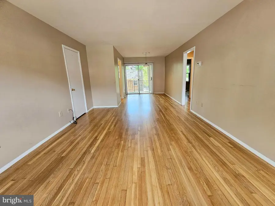 2417 Barracks Pl #1, Charlottesville, VA 22901 - #3