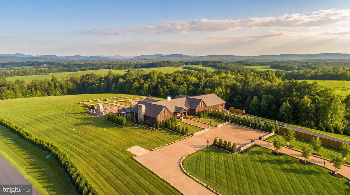 5520 Moonlight Drive, Scottsville, VA 24590 - #1