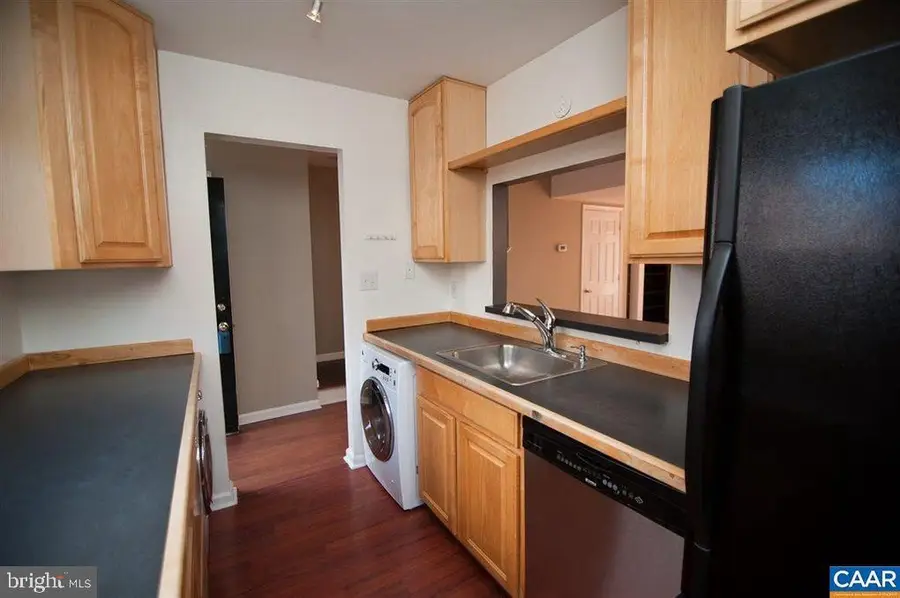 1566 Garden Ct, Charlottesville, VA 22901 - #3