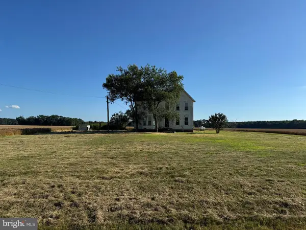 7382 Bullbegger Rd, OAK HALL, VA 23416