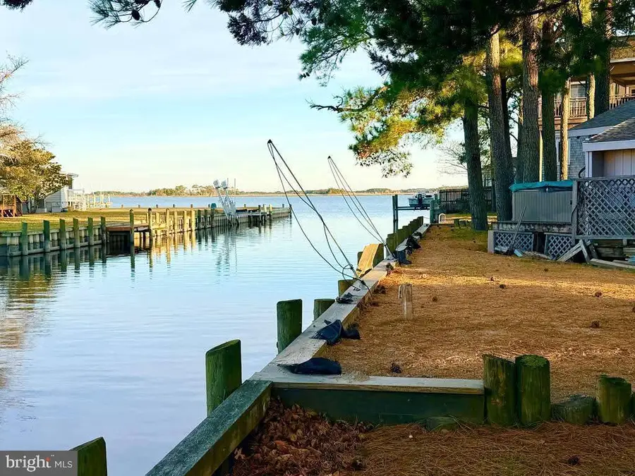 5105 Richardson St, Chincoteague Island, VA 23336 - Image #2