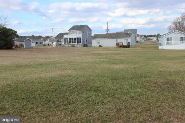 1611 Shark Ct, GREENBACKVILLE, VA 23356