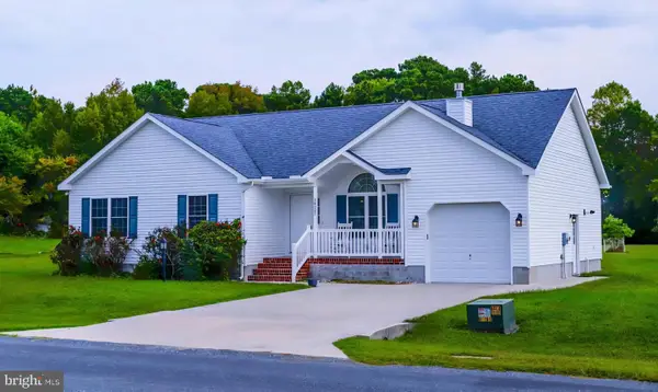 38027 Davey Jones Blvd, GREENBACKVILLE, VA 23356